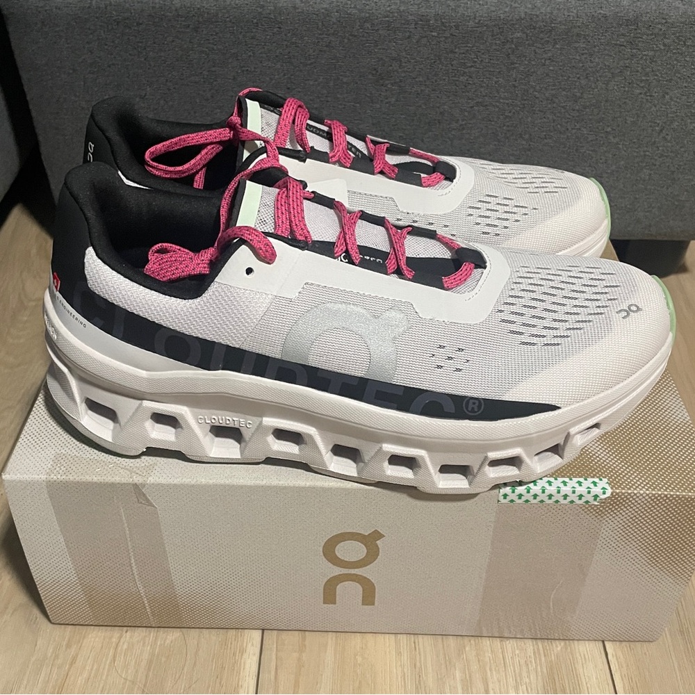 On Running men’s Running Shoes brand new